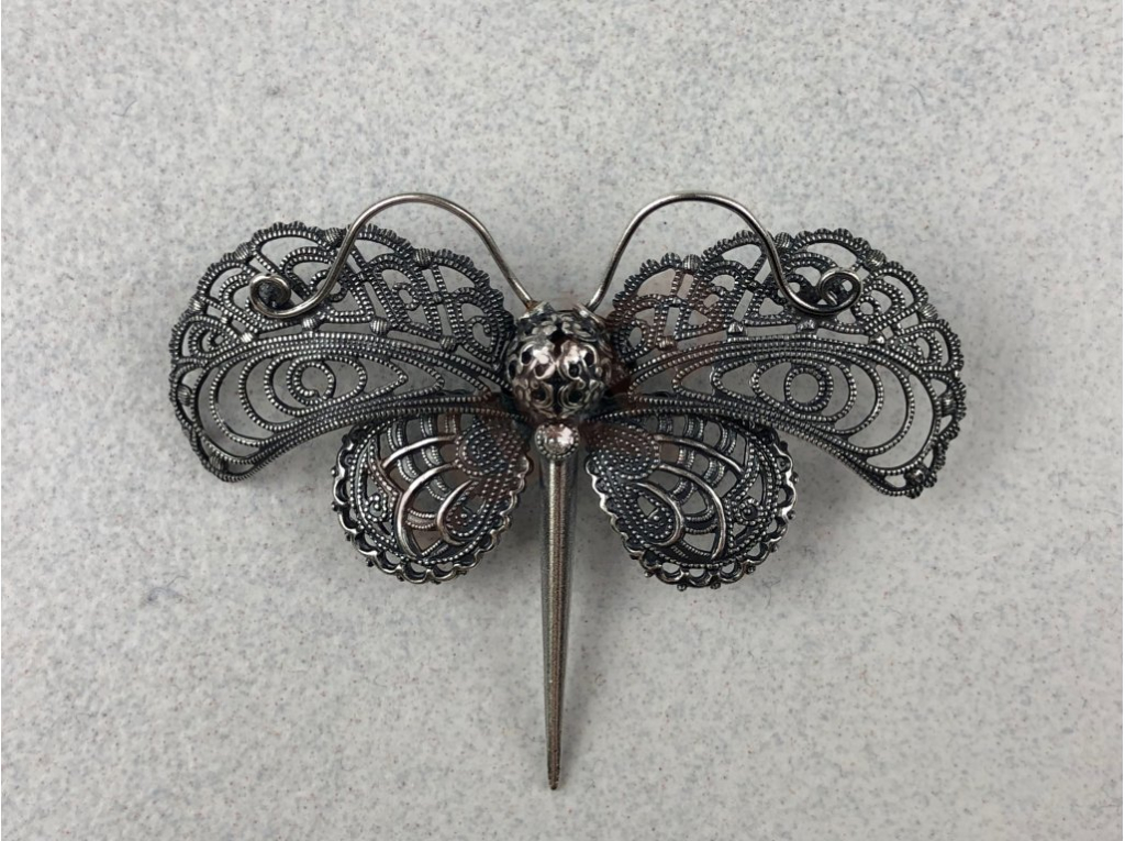 Brooche  - butterfly - antique silver