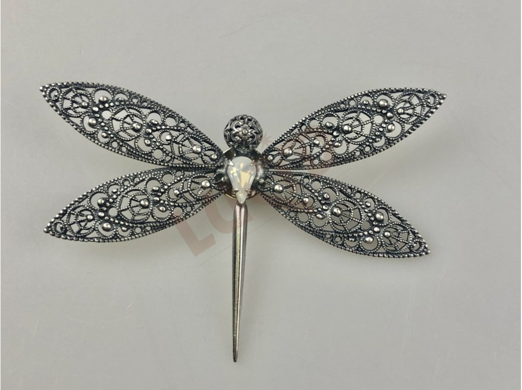 Brooche - dragonfly - antique silver